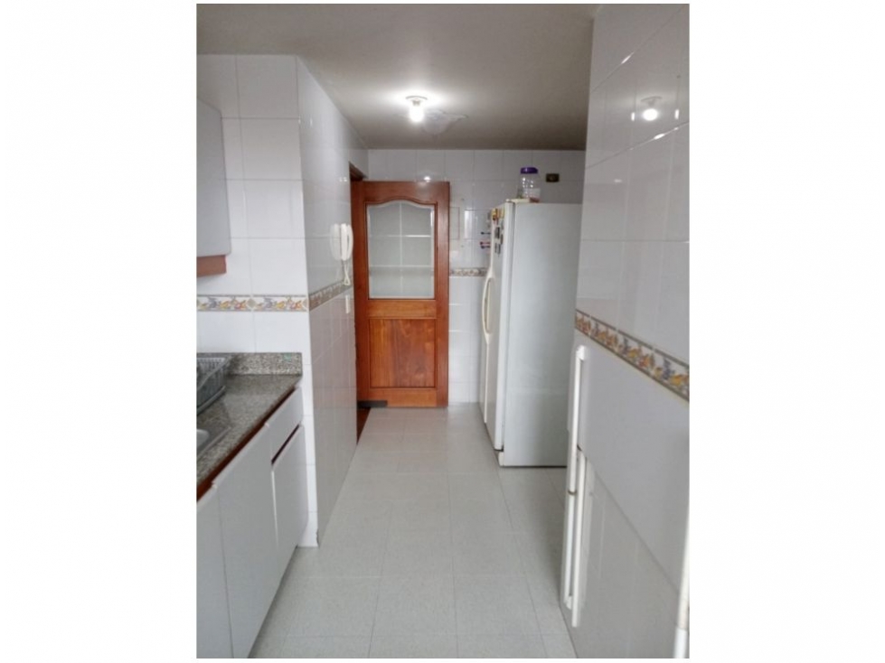 Apartamento en venta en Laureles, Medellín · foto 7 de 16