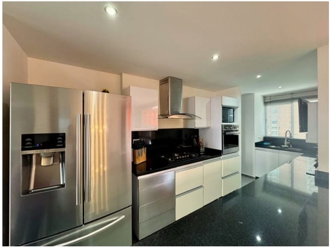 Apartamento de 3 alcobas en venta en Loma Del Chocho, Envigado, 120 m² · foto 4 de 21