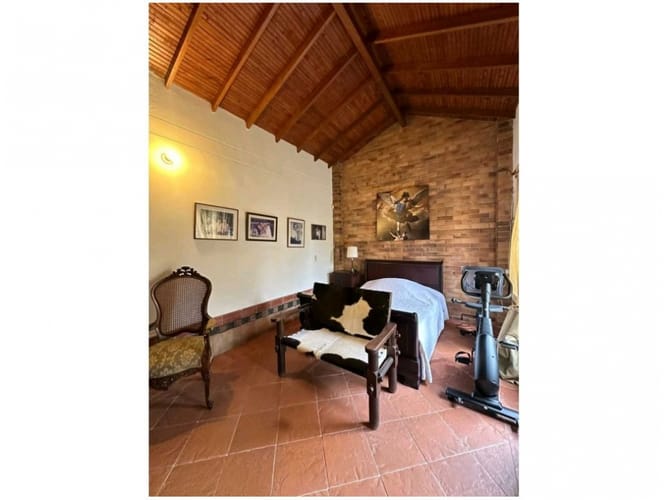Casa de 5 alcobas en venta en Llano Grande, Rionegro, 285 m² · foto 6 de 14