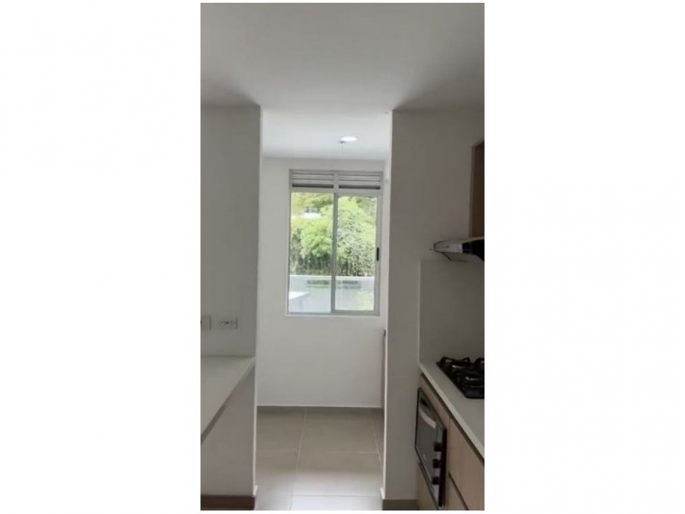 Apartamento en venta en Loma Del Barro, Envigado · foto 5 de 24