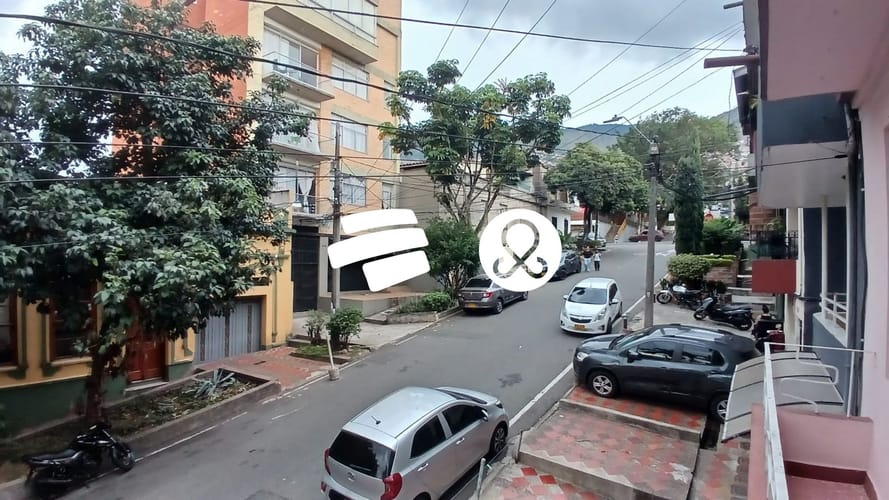 Casa de 8 alcobas en venta en Manrique Central, Medellín, 240 m² · foto 19 de 20