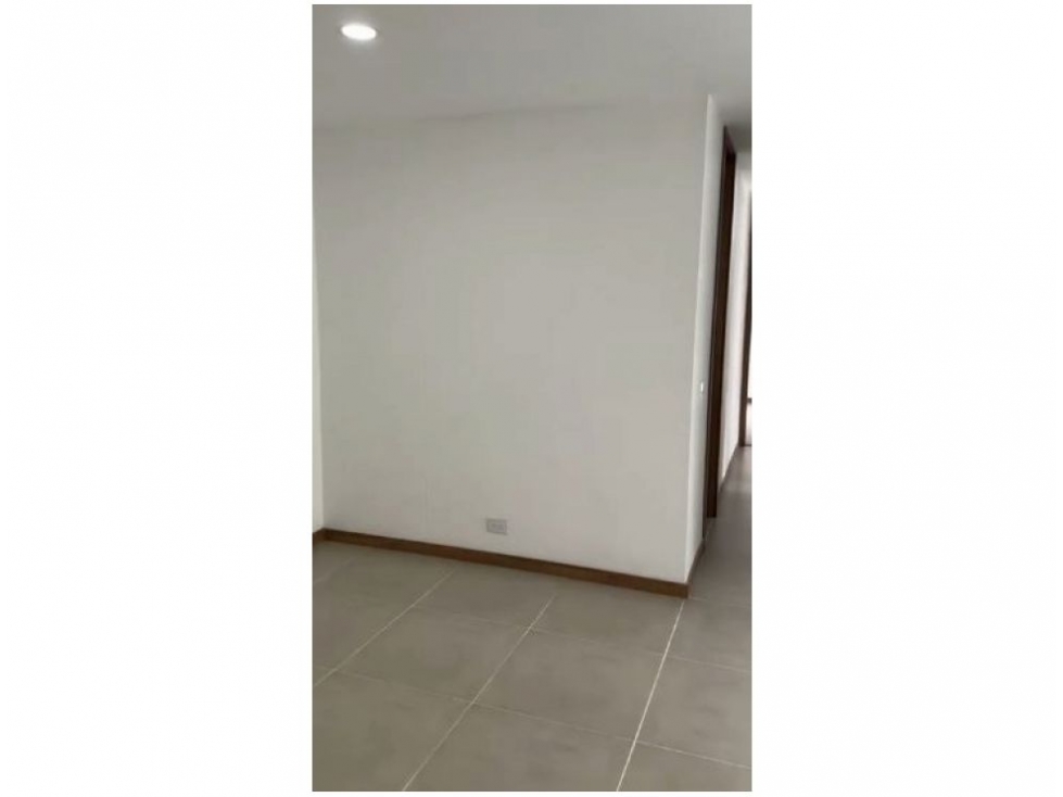 Apartamento en venta en Loma Del Barro, Envigado · foto 12 de 24