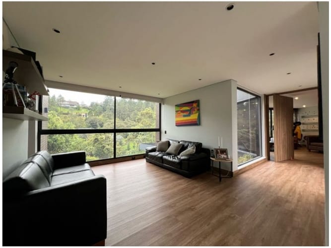 Casa de 4 alcobas en venta en Vía Las Palmas, Envigado, 361 m² · foto 5 de 24