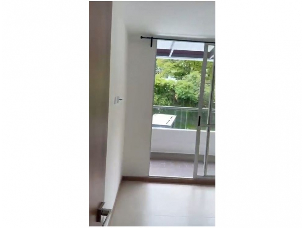 Apartamento en venta en Loma Del Barro, Envigado · foto 16 de 24