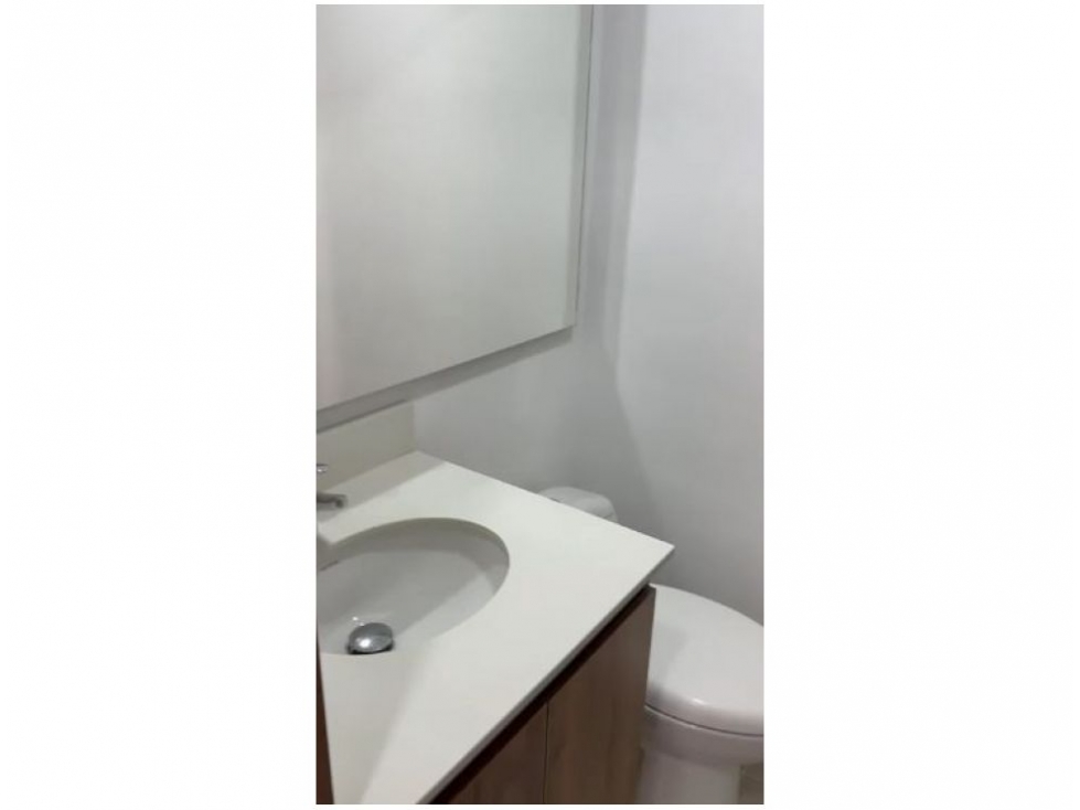 Apartamento en venta en Loma Del Barro, Envigado · foto 23 de 24