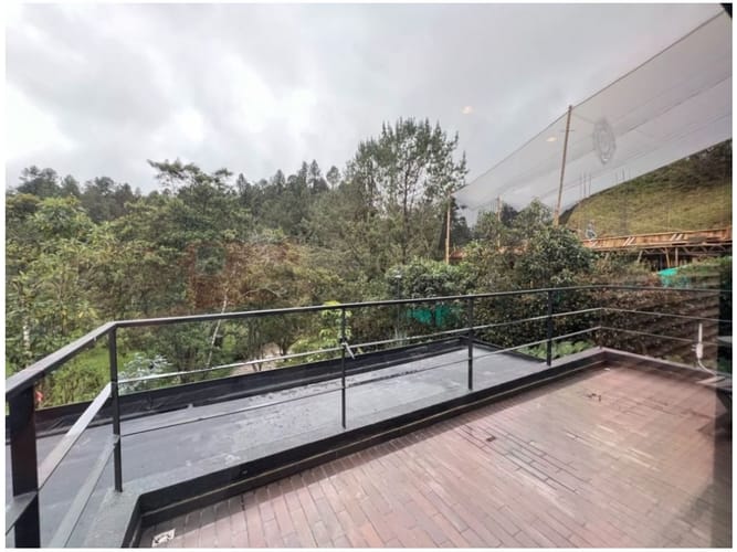 Casa de 4 alcobas en venta en Vía Las Palmas, Envigado, 361 m² · foto 15 de 24
