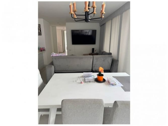 Apartamento de 3 alcobas en venta en Loma Del Chocho, Envigado, 110 m² · foto 3 de 22