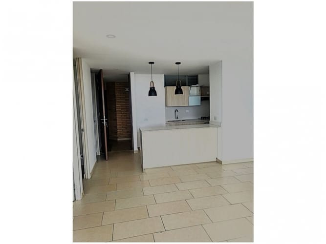 Apartaestudio en venta en El Poblado, Medellín, 55 m² · foto 8 de 24