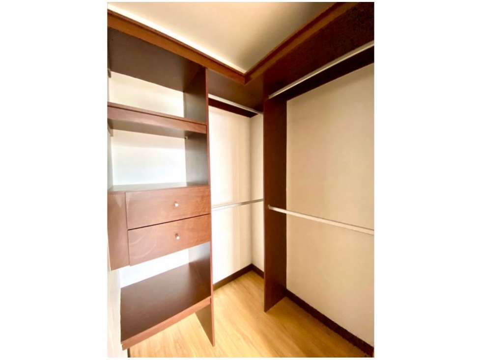Apartamento en venta en La Abadia, Medellín · foto 12 de 14