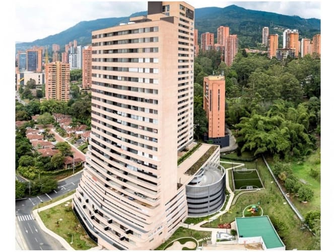 Apartaestudio en venta en El Poblado, Medellín, 55 m² · foto 16 de 24