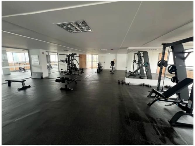 Apartaestudio en venta en El Poblado, Medellín, 55 m² · foto 23 de 24