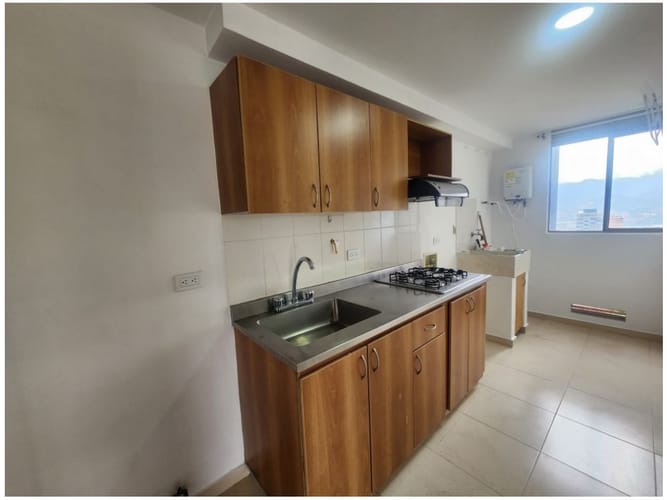 Apartamento en venta en El Poblado, Medellín · foto 5 de 17