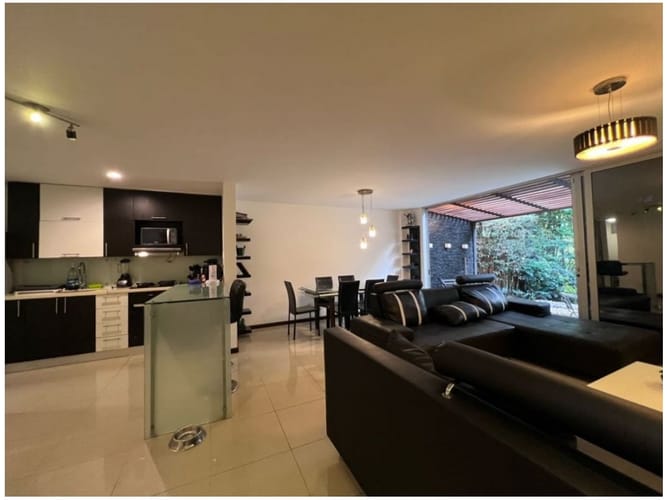 Casa de 3 alcobas en venta en Montessori, Envigado, 226 m² · foto 6 de 18