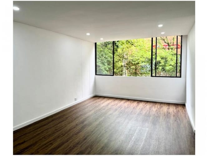 Apartamento de 2 alcobas en venta en El Poblado, Medellín, 84 m² · foto 6 de 14