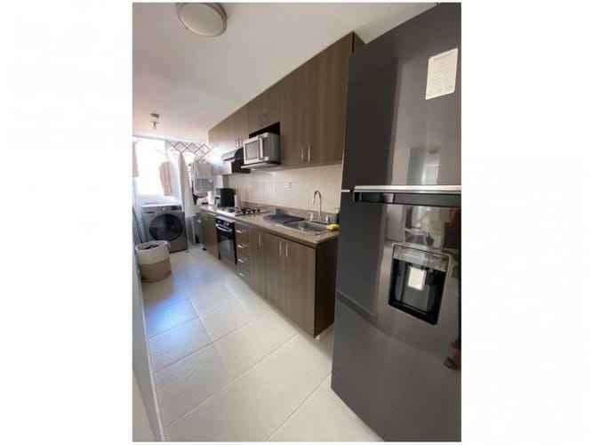 Apartamento de 3 alcobas en venta en Cumbres, Envigado, 88 m² · foto 4 de 15