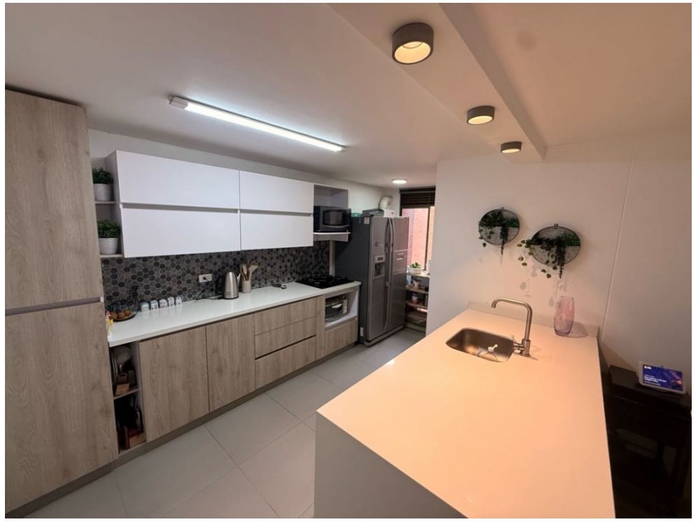 Apartamento en venta en La Abadia, Medellín · foto 3 de 18