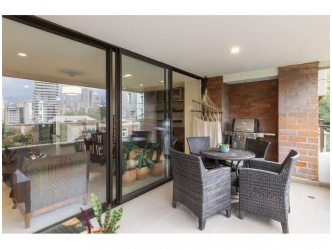Apartamento de 3 alcobas en venta en Lalinde, Medellín, 170 m² · foto 7 de 24