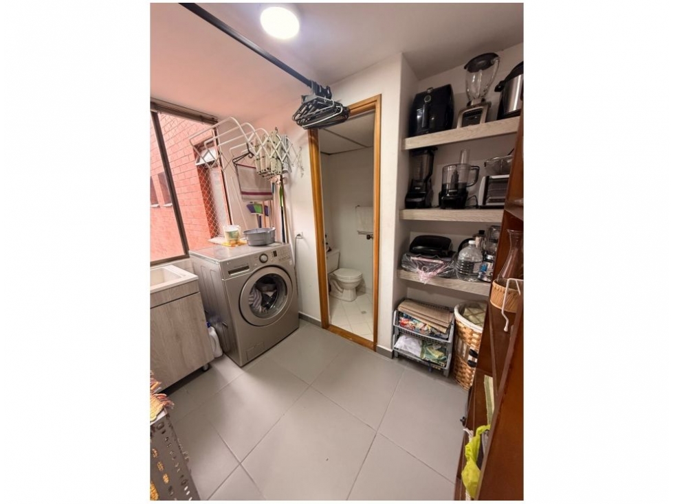Apartamento en venta en La Abadia, Medellín · foto 5 de 18