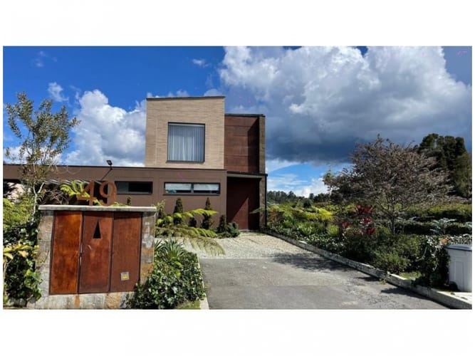 Casa de 3 alcobas en venta en Pantanillo, Envigado, 480 m² · foto 4 de 20