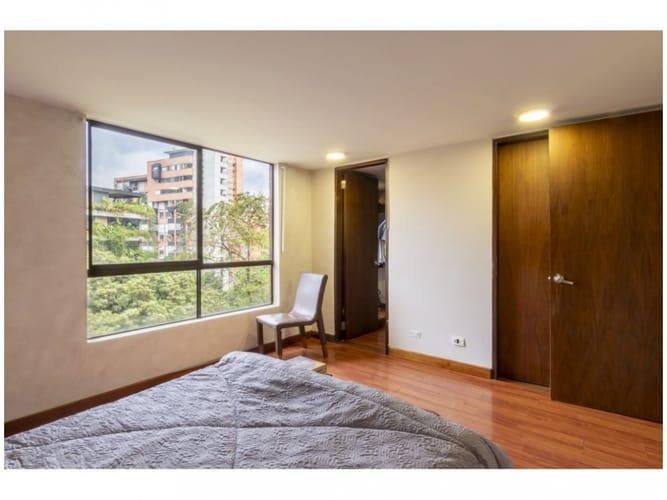 Apartamento de 3 alcobas en venta en Lalinde, Medellín, 170 m² · foto 16 de 24