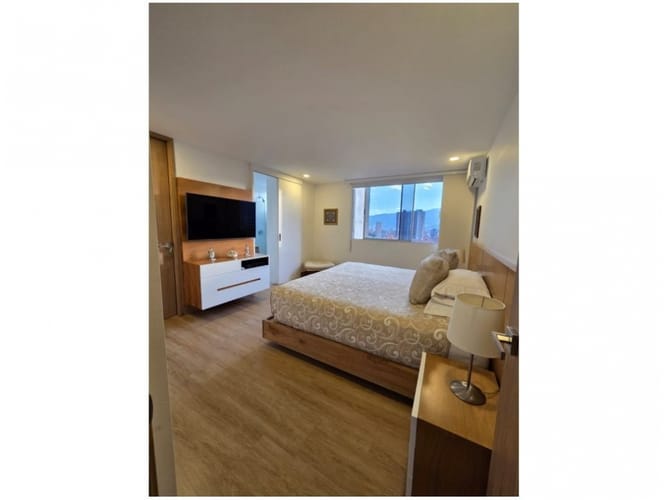 Apartamento de 3 alcobas en venta en El Poblado, Medellín, 125 m² · foto 11 de 19