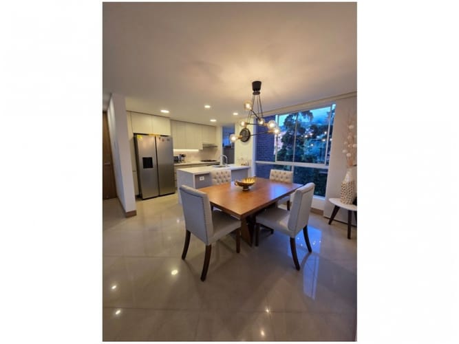 Apartamento de 3 alcobas en venta en El Poblado, Medellín, 125 m² · foto 14 de 19