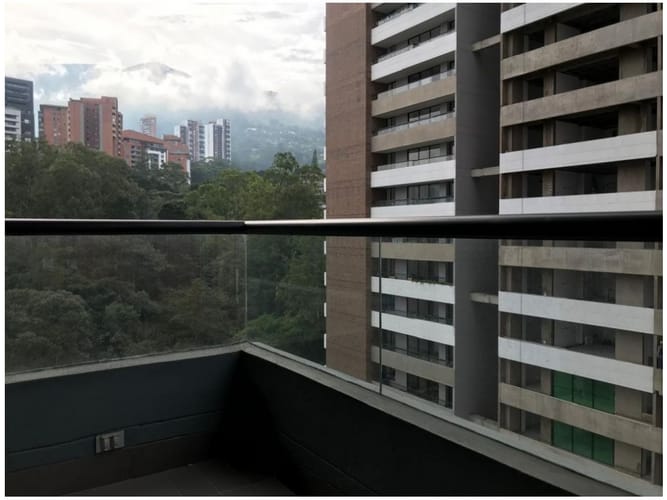 Apartamento en venta en El Poblado, Medellín · foto 9 de 20