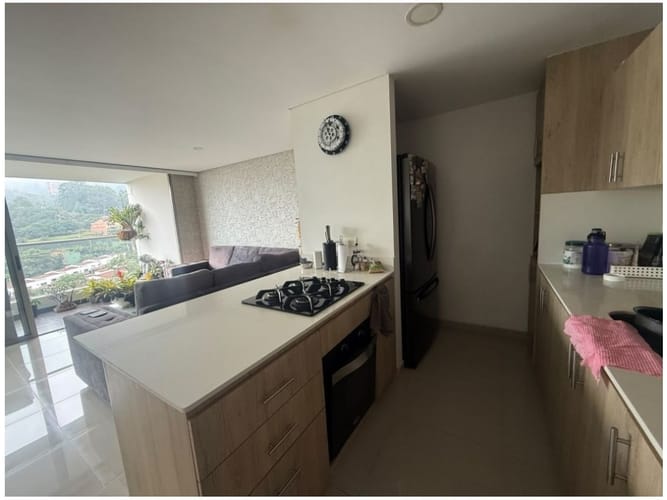 Apartamento de 3 alcobas en venta en Loma Del Esmeraldal, Envigado, 112 m² · foto 5 de 18