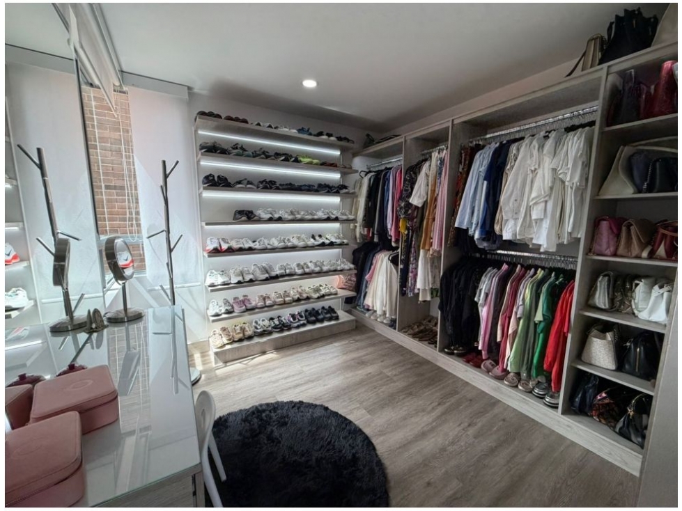 Apartamento en venta en Camino Verde, Envigado · foto 9 de 16