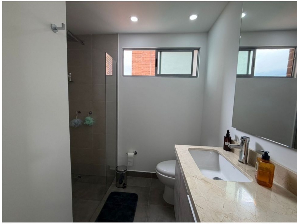 Apartamento en venta en Camino Verde, Envigado · foto 13 de 16