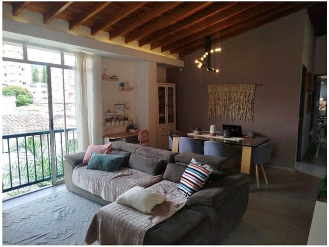 Apartamento de 2 alcobas en venta en Lorena, Medellín, 130 m² · foto 2 de 20