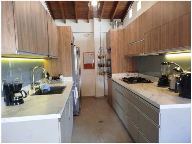 Apartamento de 2 alcobas en venta en Lorena, Medellín, 130 m² · foto 4 de 20