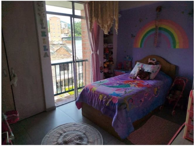 Apartamento de 2 alcobas en venta en Lorena, Medellín, 130 m² · foto 5 de 20