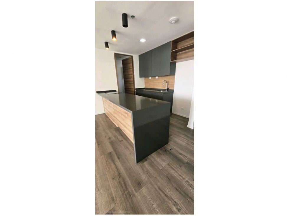 Apartamento en venta en Vía Las Palmas, Envigado · foto 4 de 18