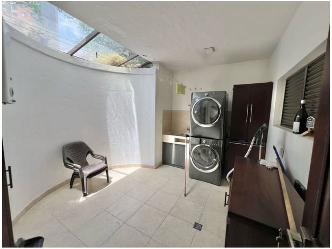 Casa de 3 alcobas en venta en El Carmelo Ii, Sabaneta, 350 m² · foto 6 de 22