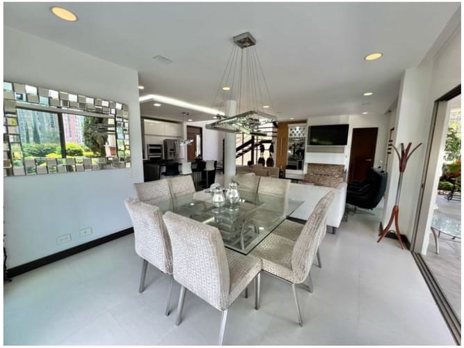 Casa de 3 alcobas en venta en El Carmelo Ii, Sabaneta, 350 m² · foto 7 de 22
