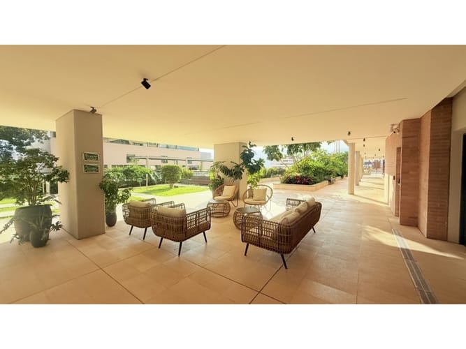 Apartamento de 2 alcobas en venta en El Poblado, Medellín, 96 m² · foto 4 de 6