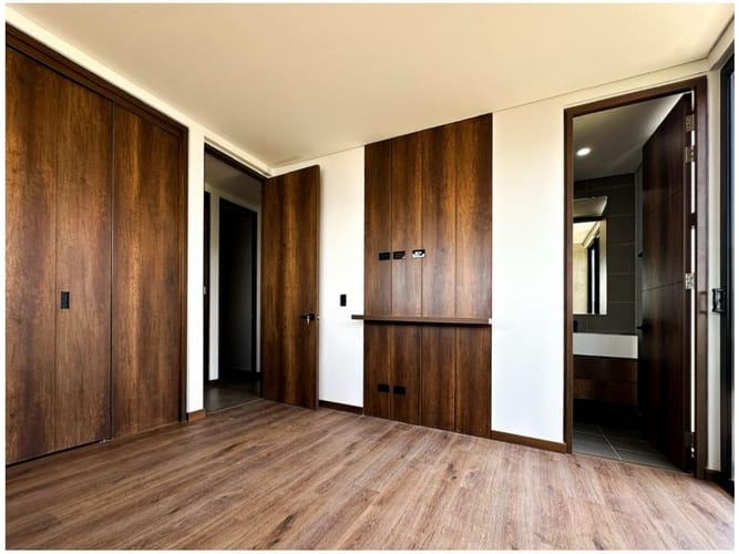 Apartaestudio en venta en El Poblado, Medellín, 98 m² · foto 12 de 24