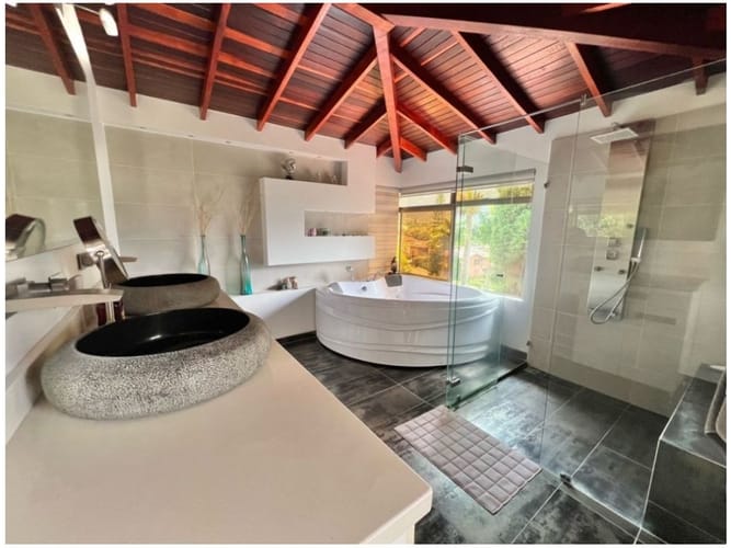 Casa de 3 alcobas en venta en El Carmelo Ii, Sabaneta, 350 m² · foto 22 de 22