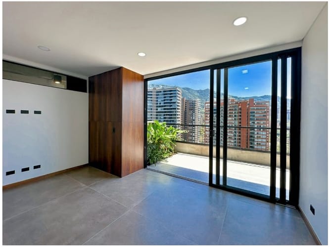 Apartaestudio en venta en El Poblado, Medellín, 98 m² · foto 24 de 24