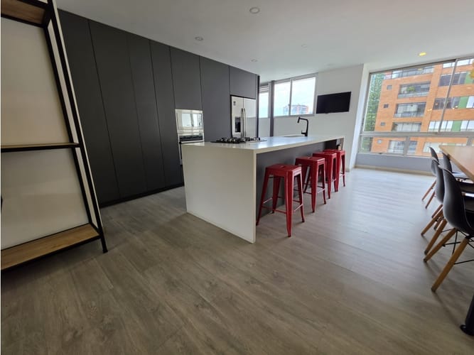 Apartamento de 3 alcobas en venta en Patio Bonito, Medellín, 182 m² · foto 2 de 6