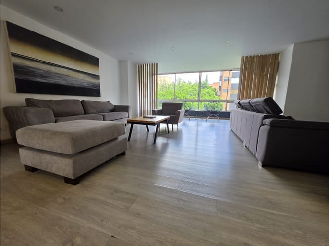 Apartamento de 3 alcobas en venta en Patio Bonito, Medellín, 182 m² · foto 3 de 6