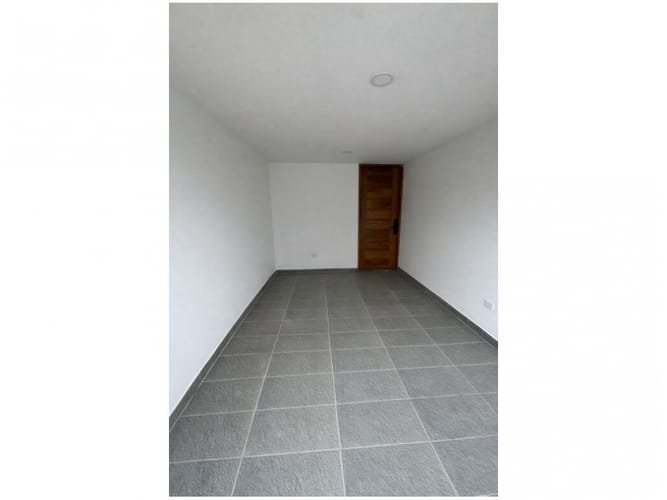 Casa de 4 alcobas en venta en Medellín, 140 m² · foto 6 de 21
