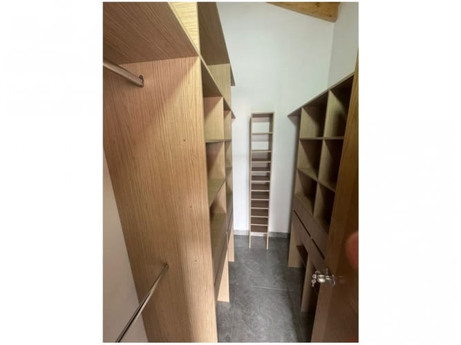 Casa de 4 alcobas en venta en Medellín, 140 m² · foto 13 de 21