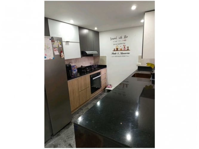 Apartamento de 4 alcobas en venta en Belén, Medellín, 92 m² · foto 4 de 13