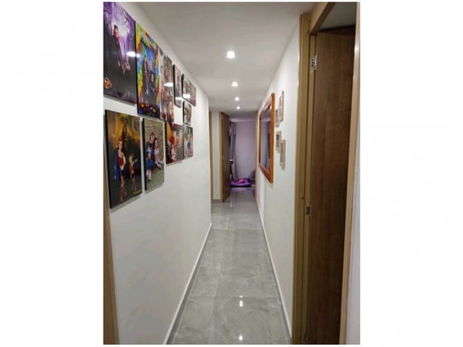 Apartamento de 4 alcobas en venta en Belén, Medellín, 92 m² · foto 5 de 13