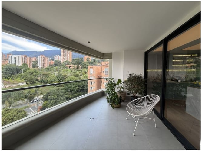 Apartamento de 4 alcobas en venta en Los Balsos, Medellín, 294 m² · foto 6 de 12