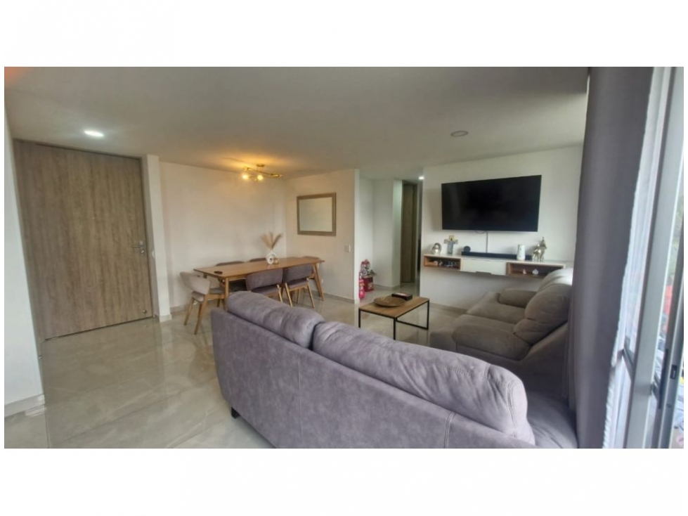Apartamento en venta en Suramérica, Itagüí · foto 4 de 13