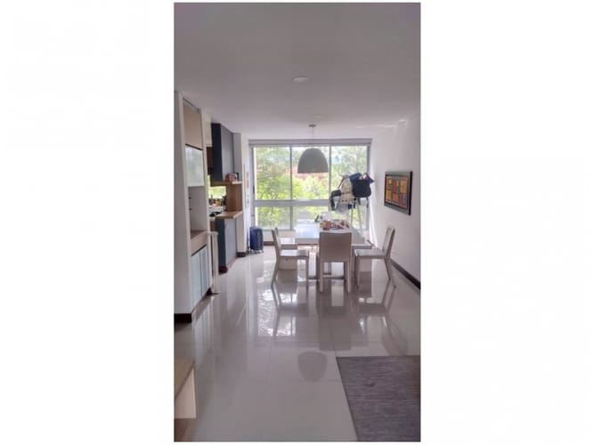 Apartamento de 3 alcobas en venta en El Poblado, Medellín, 151 m² · foto 2 de 24