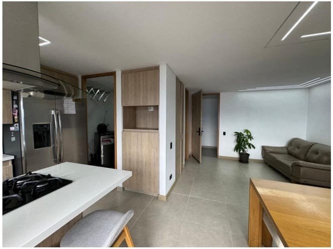 Apartamento de 3 alcobas en venta en El Poblado, Medellín, 88 m² · foto 6 de 24